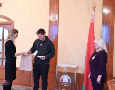 В день своего 18-летия Владислав Боярко впервые голосует на выборах