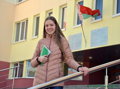 Сочинение гимназистки Ангелины Змитрович заняло второе место на республиканском конкурсе, организованном Белпочтой