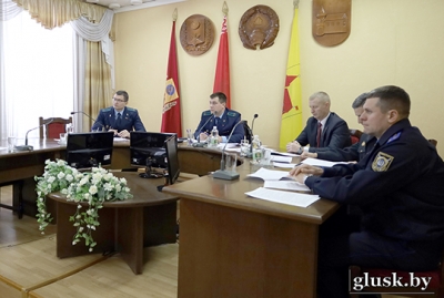 Сегодня в Глусском районе состоялось координационное совещание с участием прокурора района Андрея Ларкина
