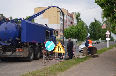 В Глуске на улице Кирова ведется замена водопроводной сети