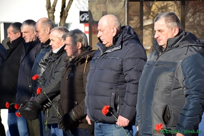 В День памяти воинов-интернационалистов в Глуске прошел митинг (фоторепортаж)